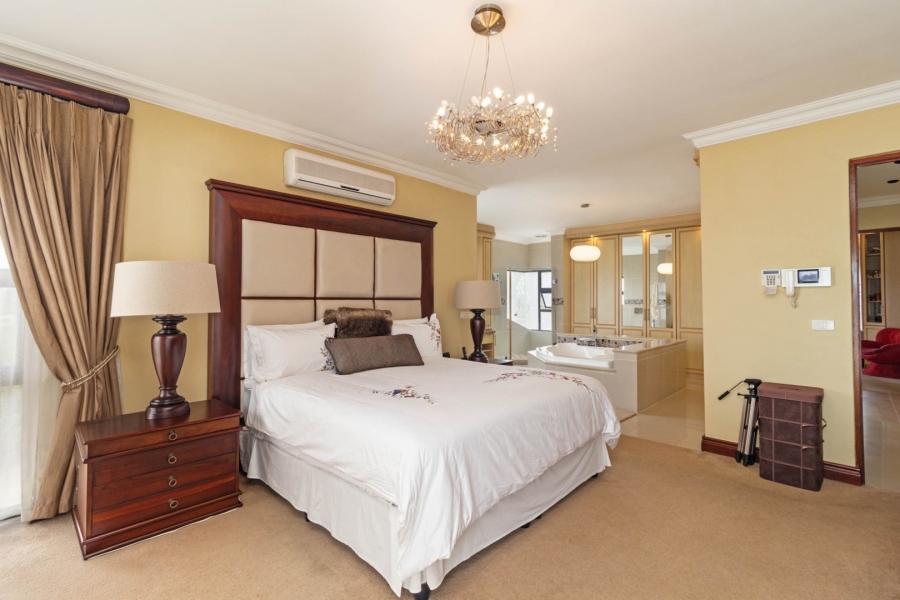 5 Bedroom Property for Sale in Sonstraal Heights Western Cape